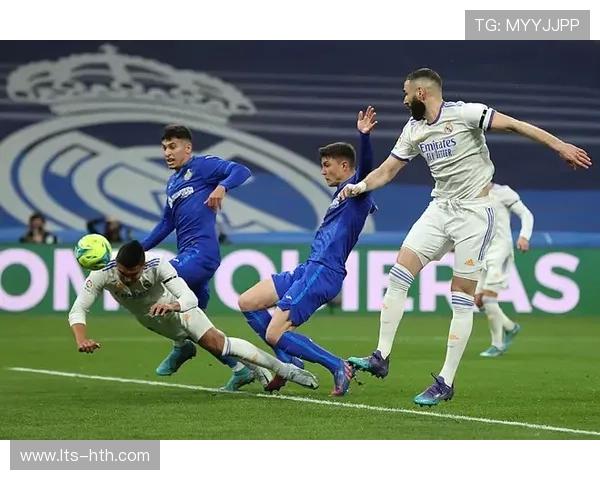 派尚:荷甲新援处子球,马赛中场轮换显深度 派尚:荷甲新援处子球,马赛中场轮换显深度